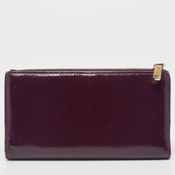 BURBERRY Purple Patent Leather Zip Bifold Wallet - Picture 6 of 8